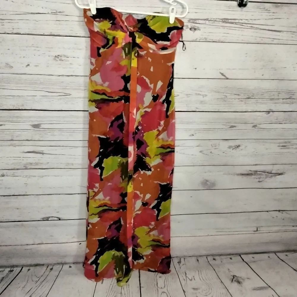 NWT:βTrinaβturk:Β woman'sβstraplessβgown.
